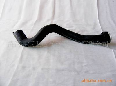 高壓橡膠管、低壓橡膠管-生產(chǎn)銷售汽車橡膠水管。硅膠管、油管、防塵套、支架、大眾配.